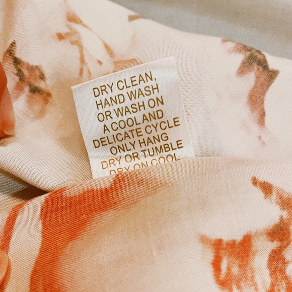 ❤️4/$40 SALE! ❤️ Plum Pretty Sugar Robe - Picture 5 of 6